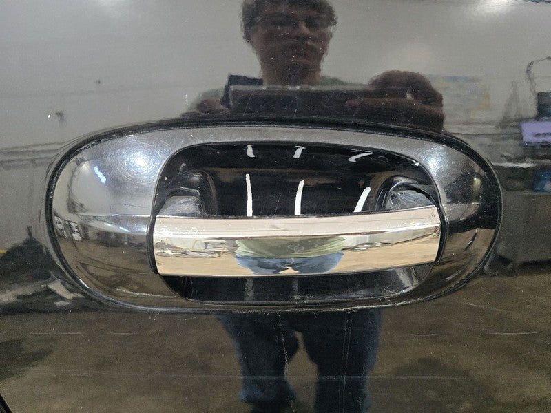 Passenger Door Handle Exterior Door Painted Bezel Fits 03-17 NAVIGATOR