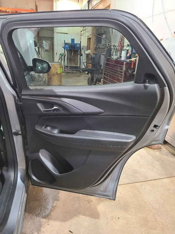 Passenger Rear Side Door Privacy Tint Glass Ako Fits 21-25 TRAILBLAZER