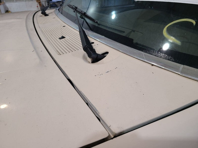 F150      1992 Cowl 678294