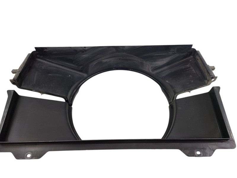 SUBURBN15 2004 Radiator Shroud 636686