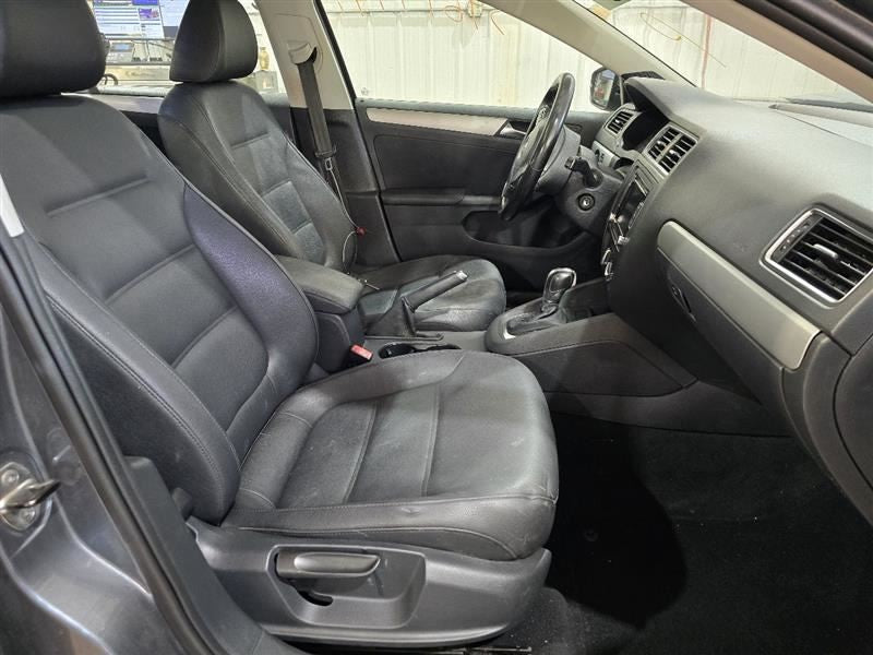 JETTA     2012 Dash Bezel 598949