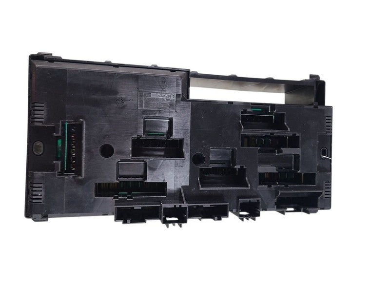 X4        2016 Fuse Box Cabin 638066