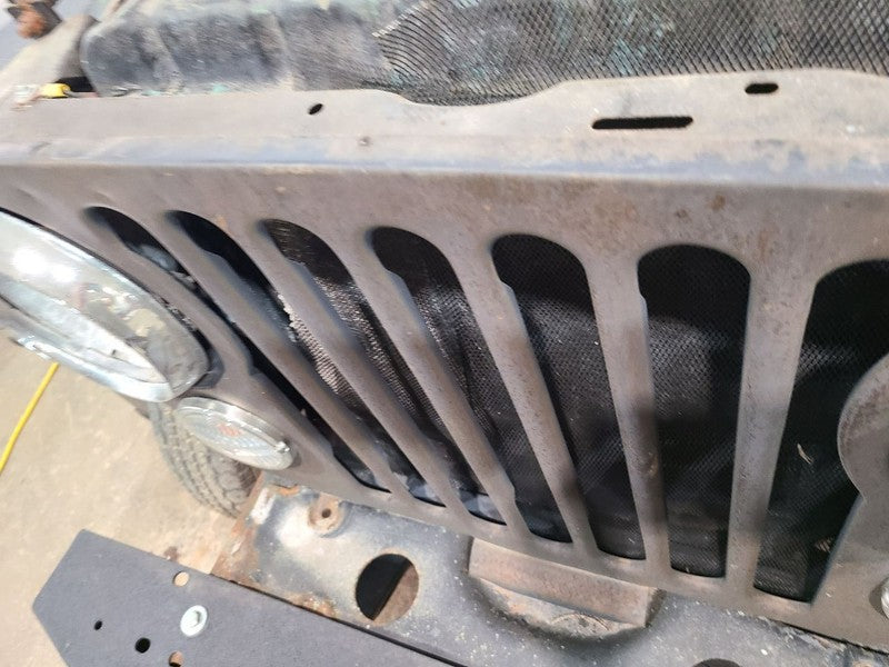 Grille Assembly Fits 72-86 CJ-SERIES 679133