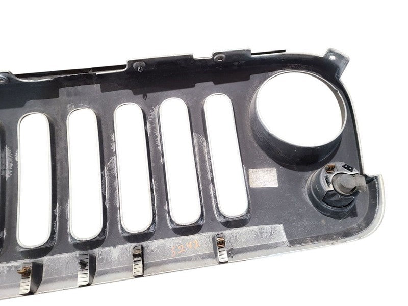 Grille VIN W 6th Digit Jk Body Fits 07-18 WRANGLER 648148