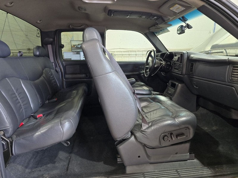 Driver Corner/Park Light Park Lamp-turn Signal Fits 00-06 SUBURBAN 150