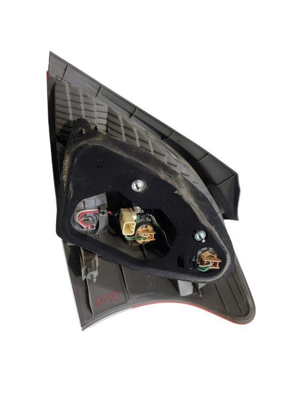 Driver Left Tail Light Hatchback Fits 09-11 YARIS 674836