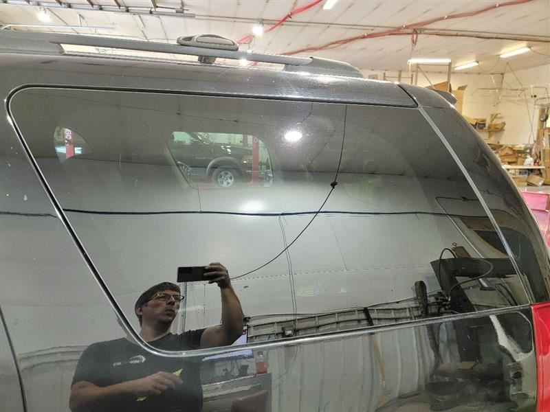 Driver Left Quarter Glass Fits 07-14 ESCALADE 436996