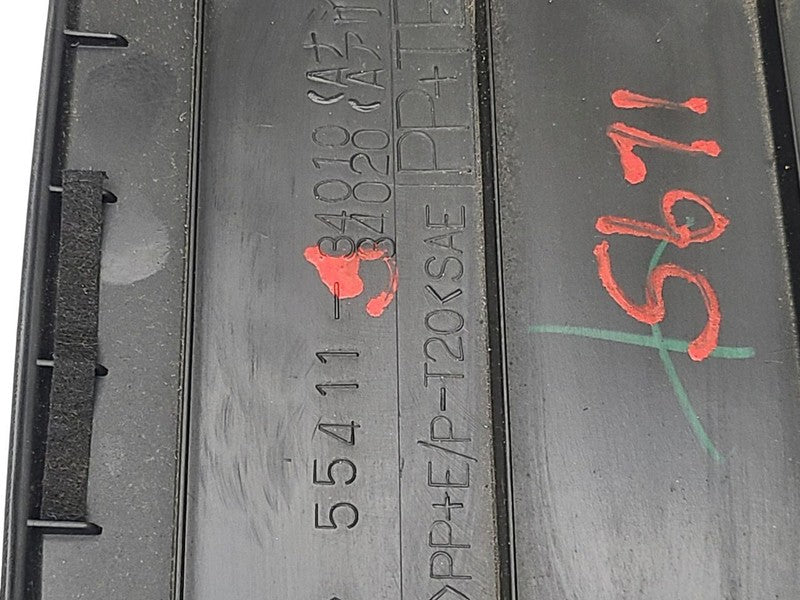 T100      1996 Dash Bezel 676240