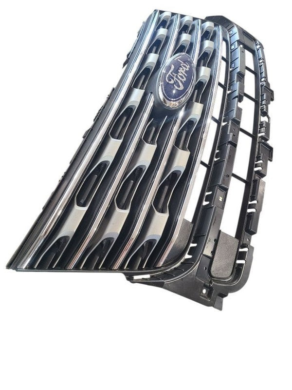 Grille Upper XLT Chrome Bars Fits 16-17 EXPLORER 666119