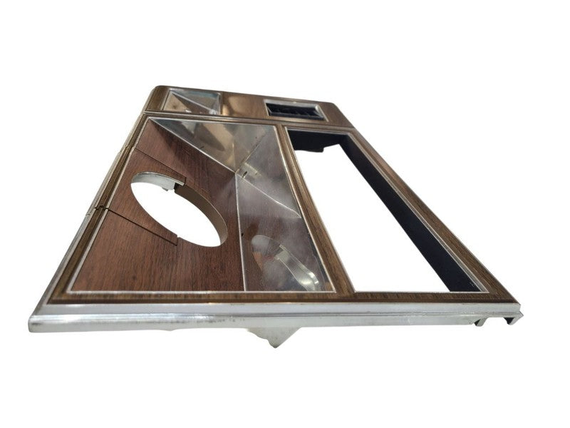 OLDS-SW   1988 Dash Bezel 677793