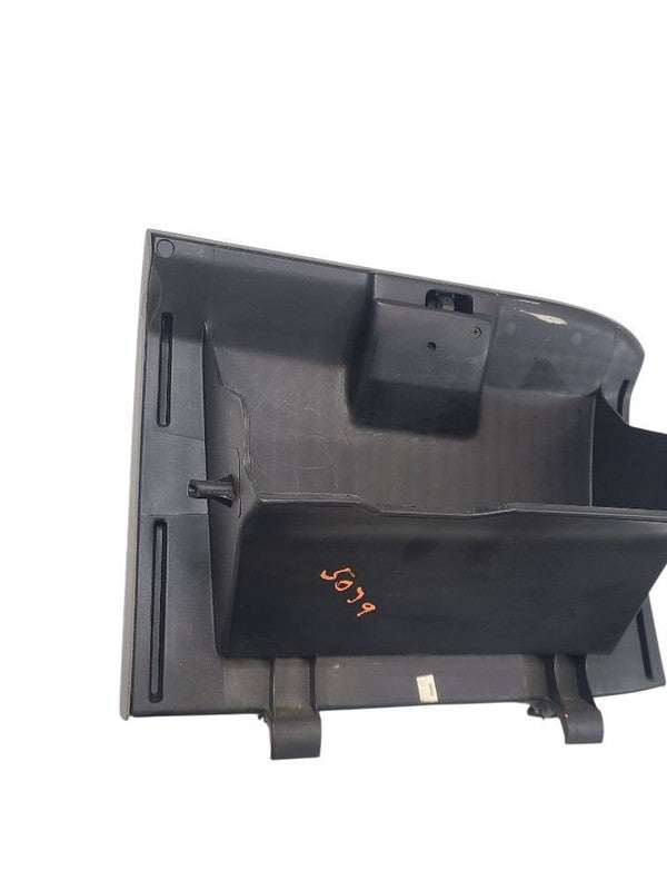 SEQUOIA   2003 Glove Box 631805
