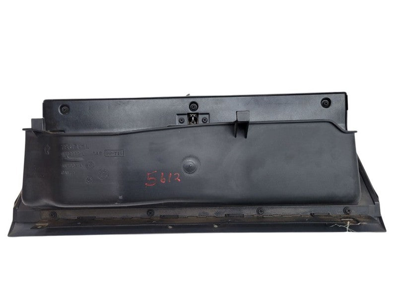 GRANDCHER 1998 Glove Box 672536