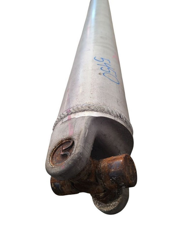 Rear Drive Shaft 4WD 5.3L Fits 15-20 SUBURBAN 1500 662213