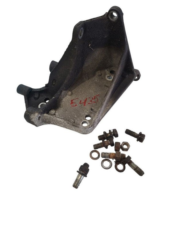 PACER     1976 Brackets Misc 661315