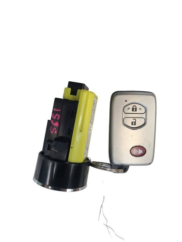 Ignition Switch Keyless Ignition Smart Key Fits 14-19 4 RUNNER 675031
