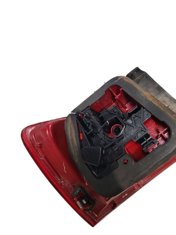 Passenger Tail Light Sedan Base Incandescent Lamps Fits 11-14 JETTA 65