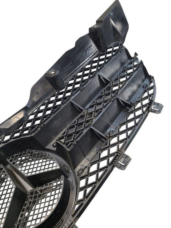 Grille Fits 10-13 MERCEDES SPRINTER 2500 673563