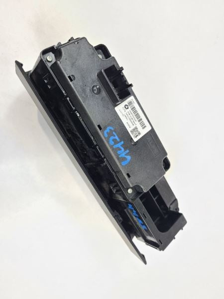 RAM15NEW  2020 Dash/Interior/Seat Switch 564631