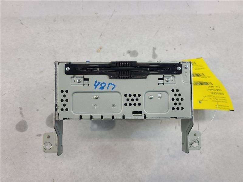 Audio Equipment Radio Receiver AM-FM-CD-MP3 Single Disc Fits 15 TAURUS