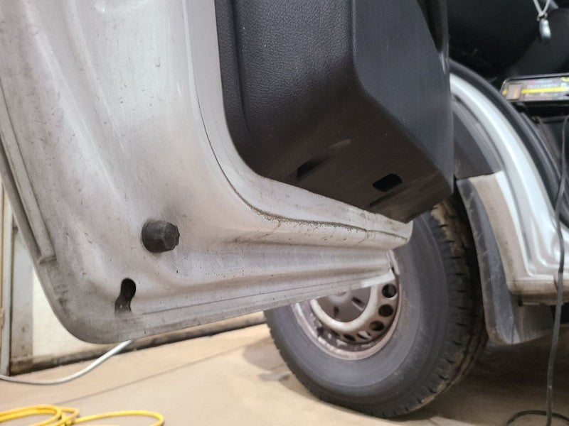 Driver Left Front Door Fits 19-22 MERCEDES SPRINTER 1500 672034