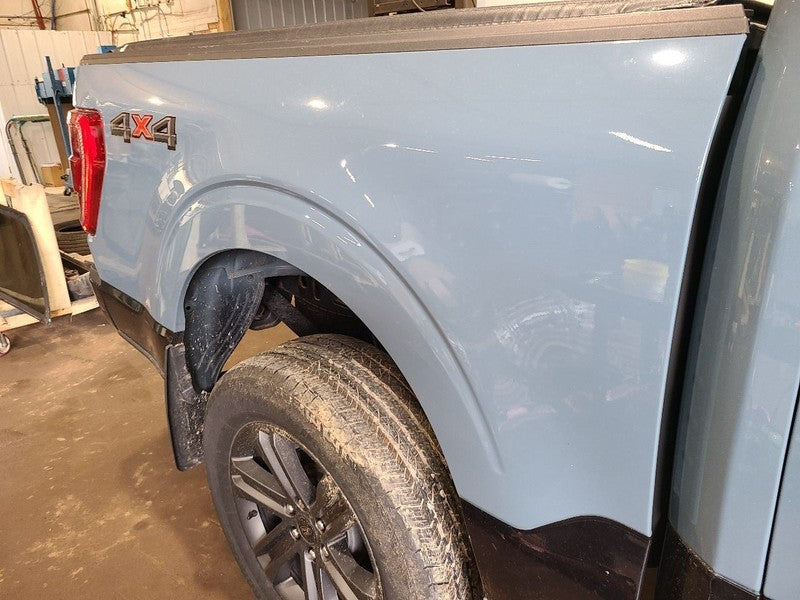 Pickup Box 5' 6" Box With Inverter Fits 21-25 FORD F150 PICKUP 670824