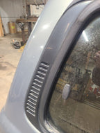 Passenger Quarter Glass 6 Cylinder Movable Rear Fits 91-98 LAND CRUISE