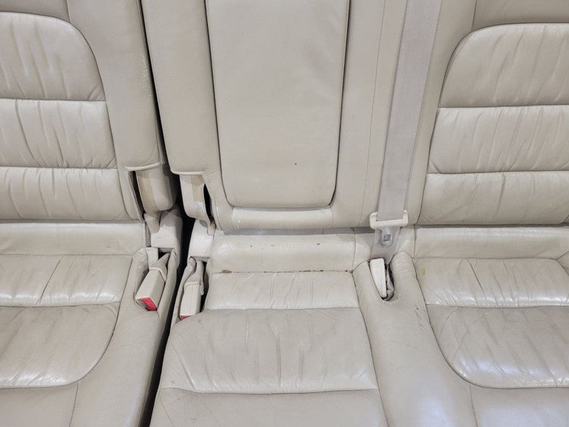 LX470     1999 Seat Rear 674386