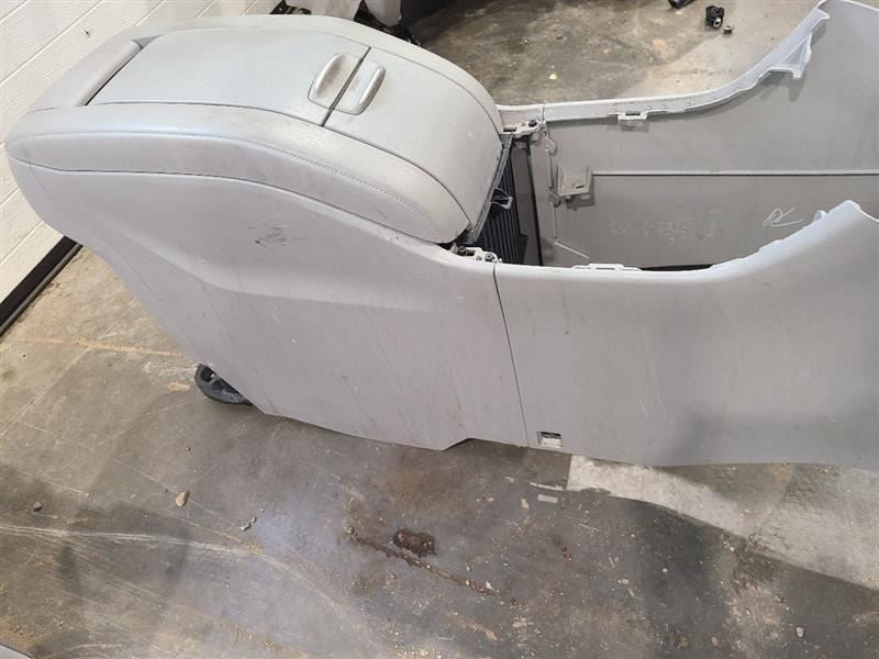 Console Front VIN A 5th Digit Floor Fits 14-16 HIGHLANDER 558178
