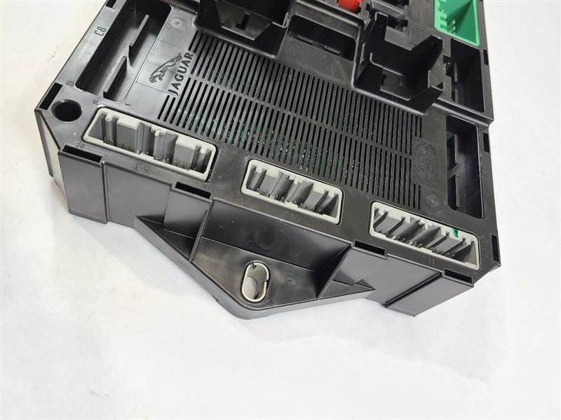 XF        2015 Body Control Module Chassis ECM 563690