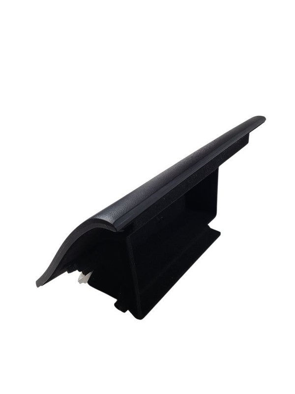 LEGACY    2015 Glove Box 653820