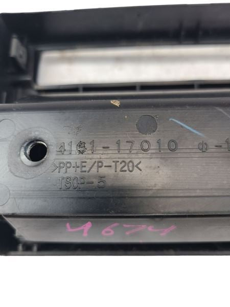 MR2       2000 Accessory Holders 589795