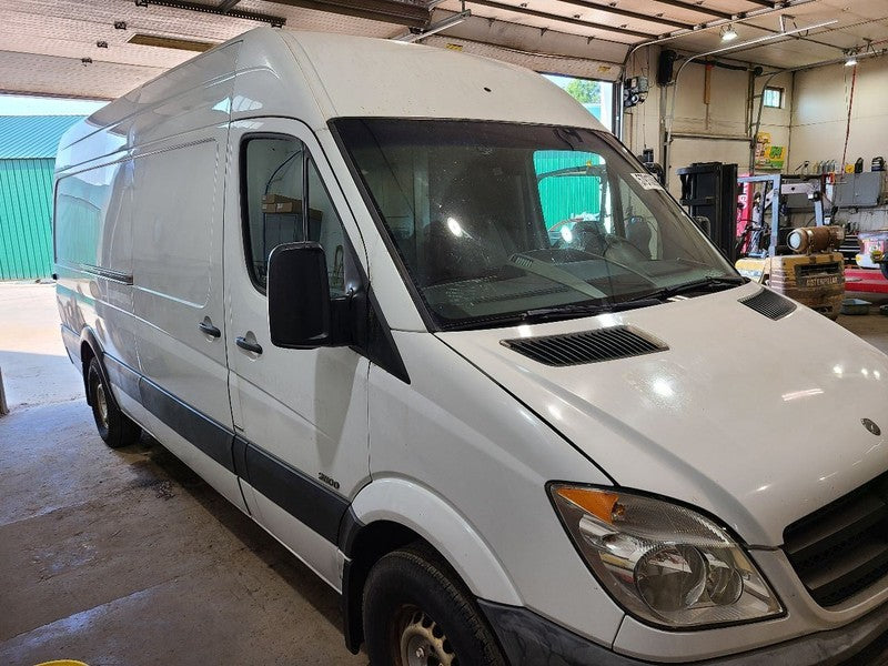 Passenger Right Front Door Fits 10-18 MERCEDES SPRINTER 2500 673573