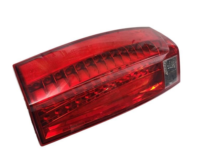 Passenger Tail Light Without Premium Collection Fits 07-14 ESCALADE 56