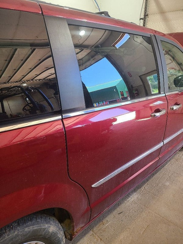 Passenger Rear Side Door Movable Glass Fits 11-16 TOWN & COUNTRY 66759