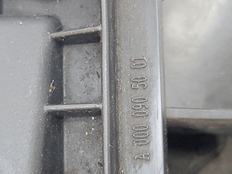 Air Cleaner Fits 10-18 MERCEDES SPRINTER 2500 676117