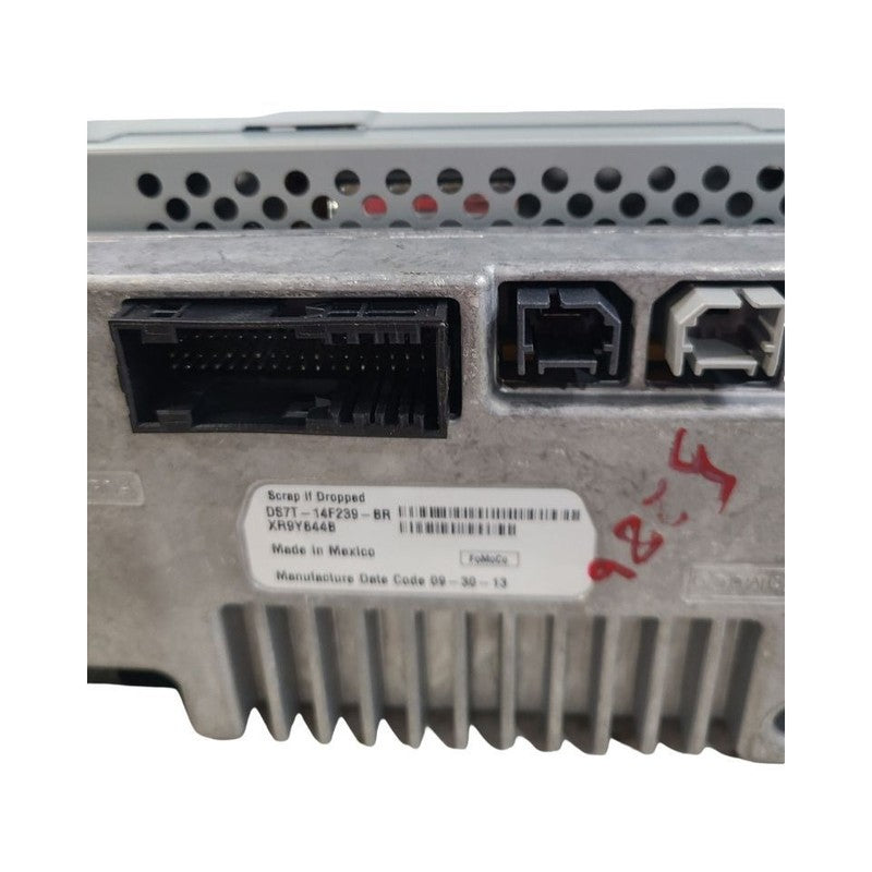 Info-GPS-TV Screen Front Display 8" ID DS7T-18B955-FA Fits 13-16 FUSIO