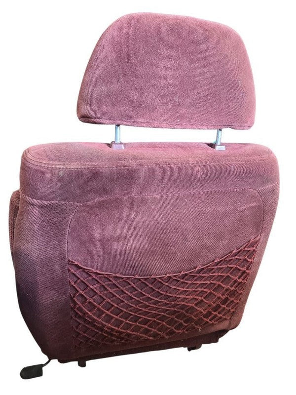 TCHEV1500 1998 Front Seat 672124