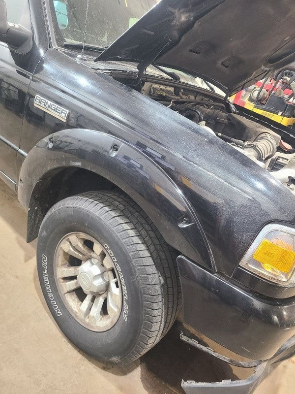 Passenger Right Fender With Wheel Lip Moulding Fits 06-11 RANGER 65081