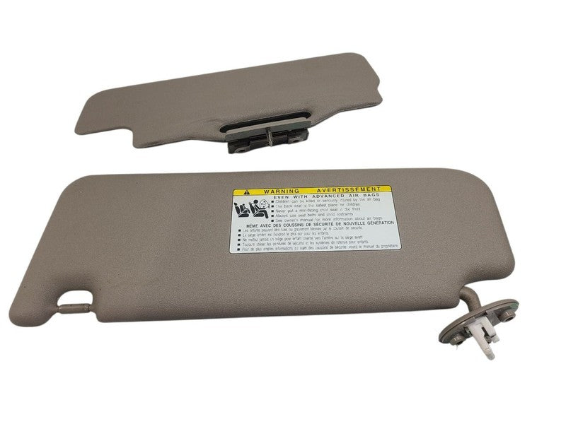 Passenger Sun Visor Primary With Illumination Fits 05-09 4 RUNNER 6610