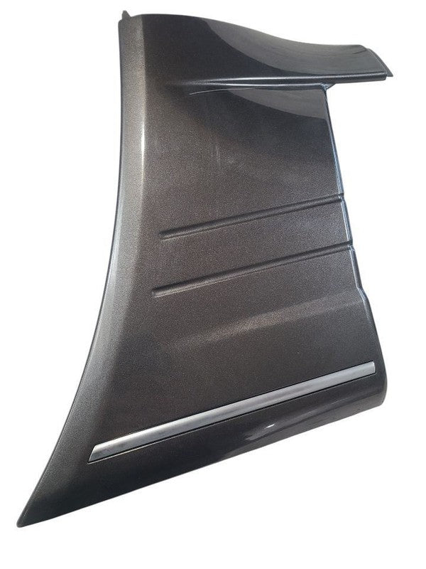 LX470     2002 Fender Moulding 662689