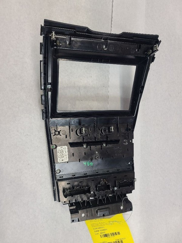 Audio Equipment Radio Control Panel 8.0" Screen Opening Fits 15-18 EDG