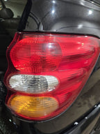 Passenger Tail Light Quarter Panel Mounted Fits 01-04 SEQUOIA 631775