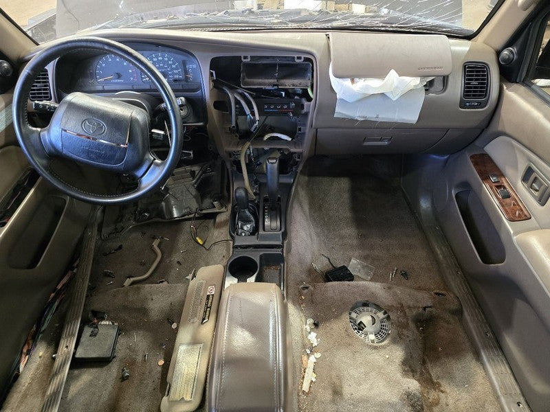 4 RUNNER  1997 Seat Belt Rear 639910