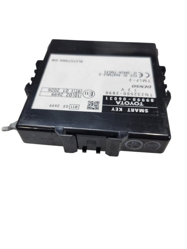Chassis ECM Theft-locking Keyless Ignition Smart Key Fits 07-10 CAMRY 