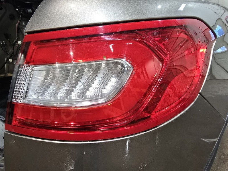 Passenger Right Tail Light Quarter Mounted Fits 16-18 MKX 616877