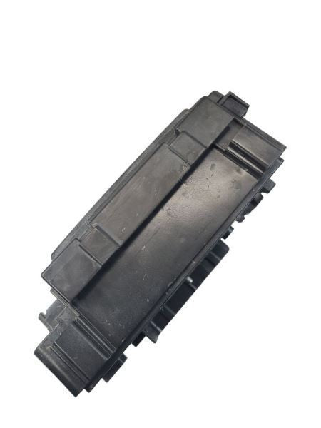 F150      2021 Fuse Box Engine 575830
