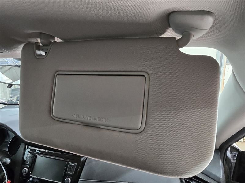 Passenger Right Sun Visor Without Illumination Fits 18-20 ROGUE 601761