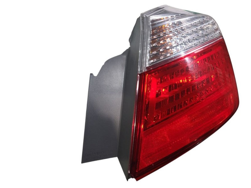 Passenger Tail Light Sedan Quarter Mounted Fits 13-15 ACCORD 657011