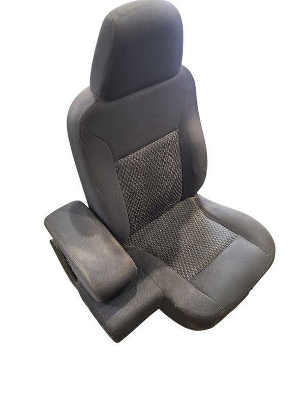 Driver Front Seat Bucket And Bench Split Seat Opt AM6 Fits 06 CANYON 6