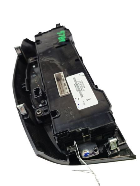 Temperature Control AC Fits 17-20 QASHQAI 601824